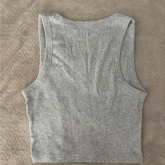 Hollister Light Gray Ribbed Tank Crop - Picture 2 of 3